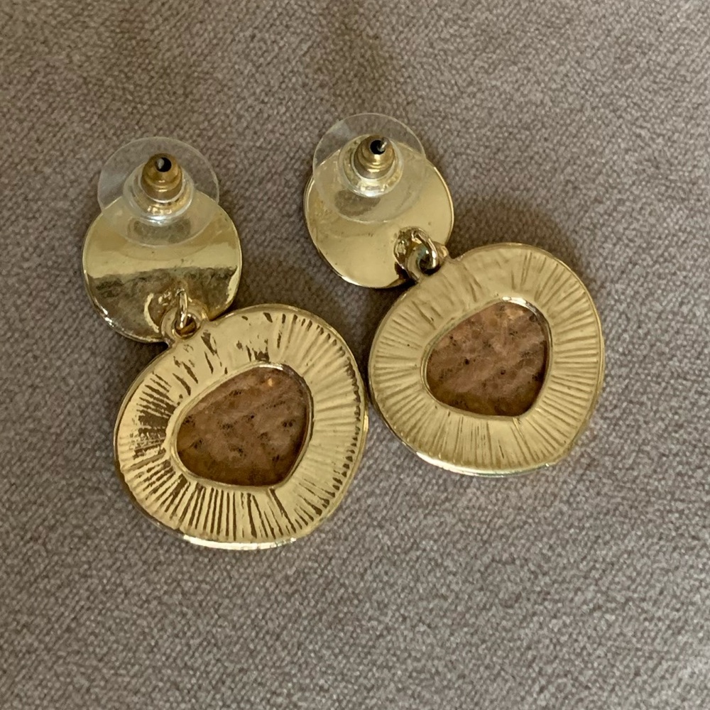 earrings - Picture 2 of 2